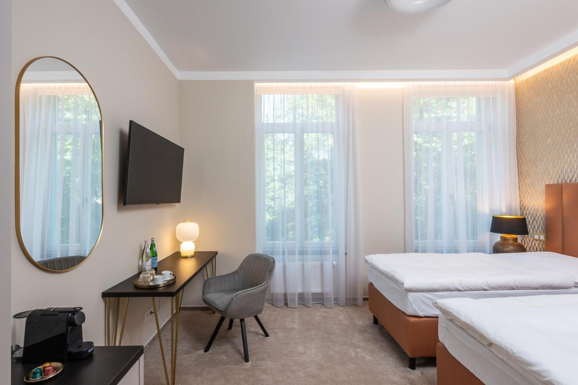 Pappas Hotel&Studio Poděbrady Kültér fotó